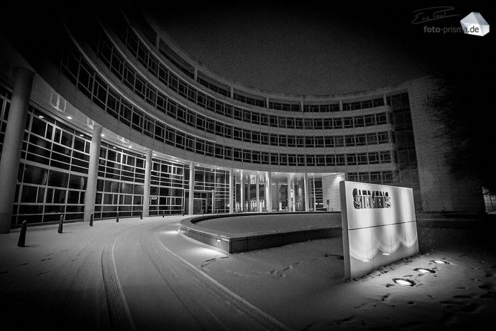 Silent Empty Winter Night - Siemens, St.-Martin-Straße (Foto: Eric Paul)